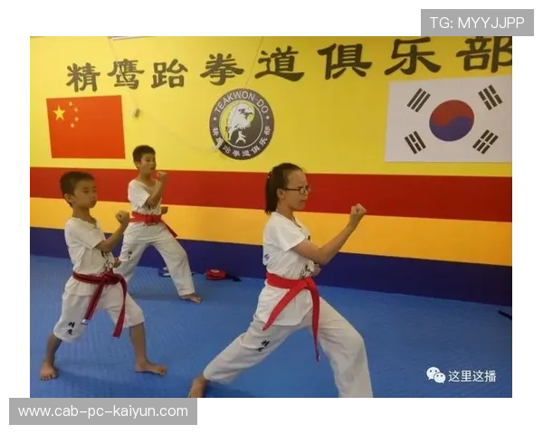 举重俱乐部完善青少年训练日志与家长沟通制度,举重项目介绍 举重俱乐部完善青少年训练日志与家长沟通制度,举重项目介绍